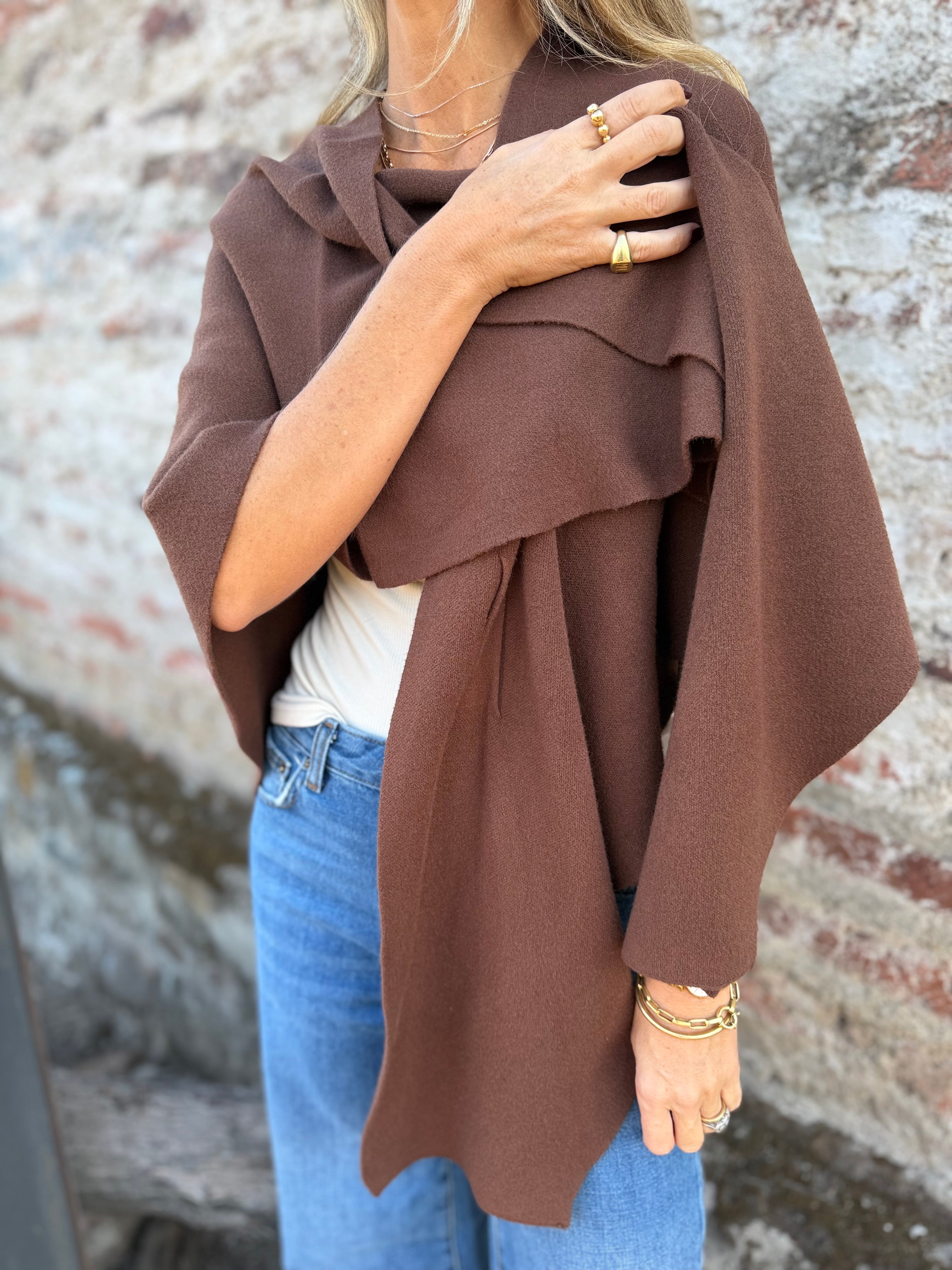 Tapado tipo poncho café