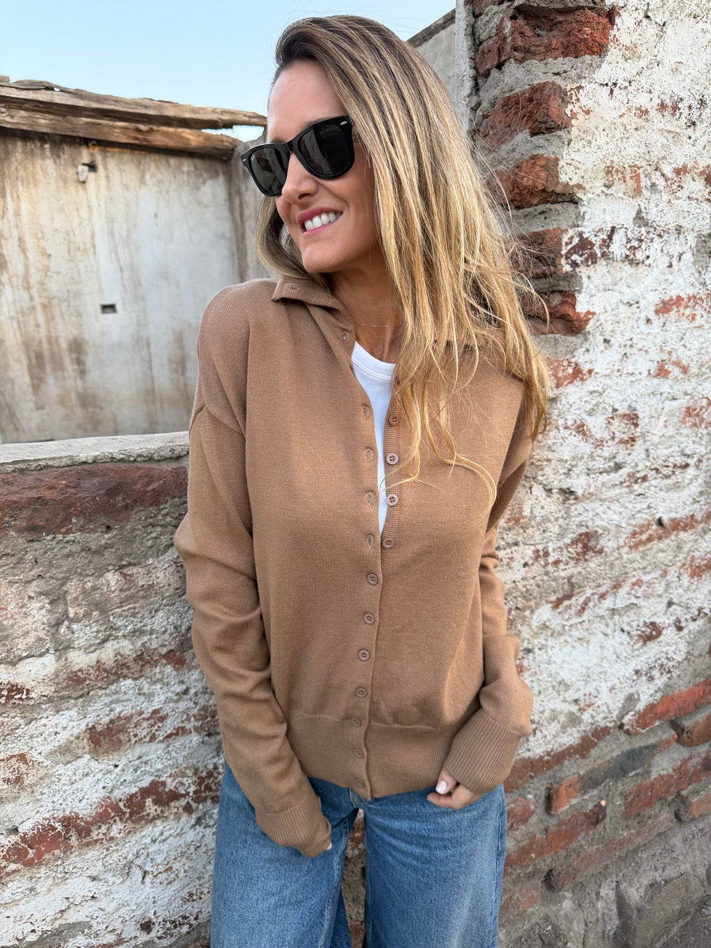 Chaleco increíble botones camel