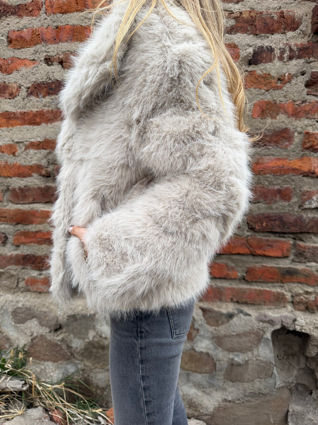 New abrigo piel top beige