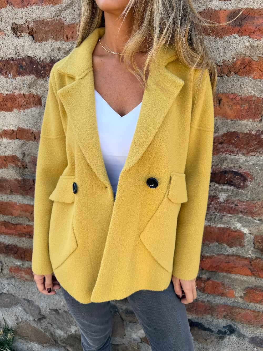 Abrigo eloísa amarillo opaco