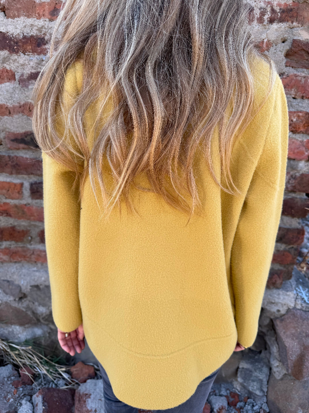 Abrigo eloísa amarillo opaco
