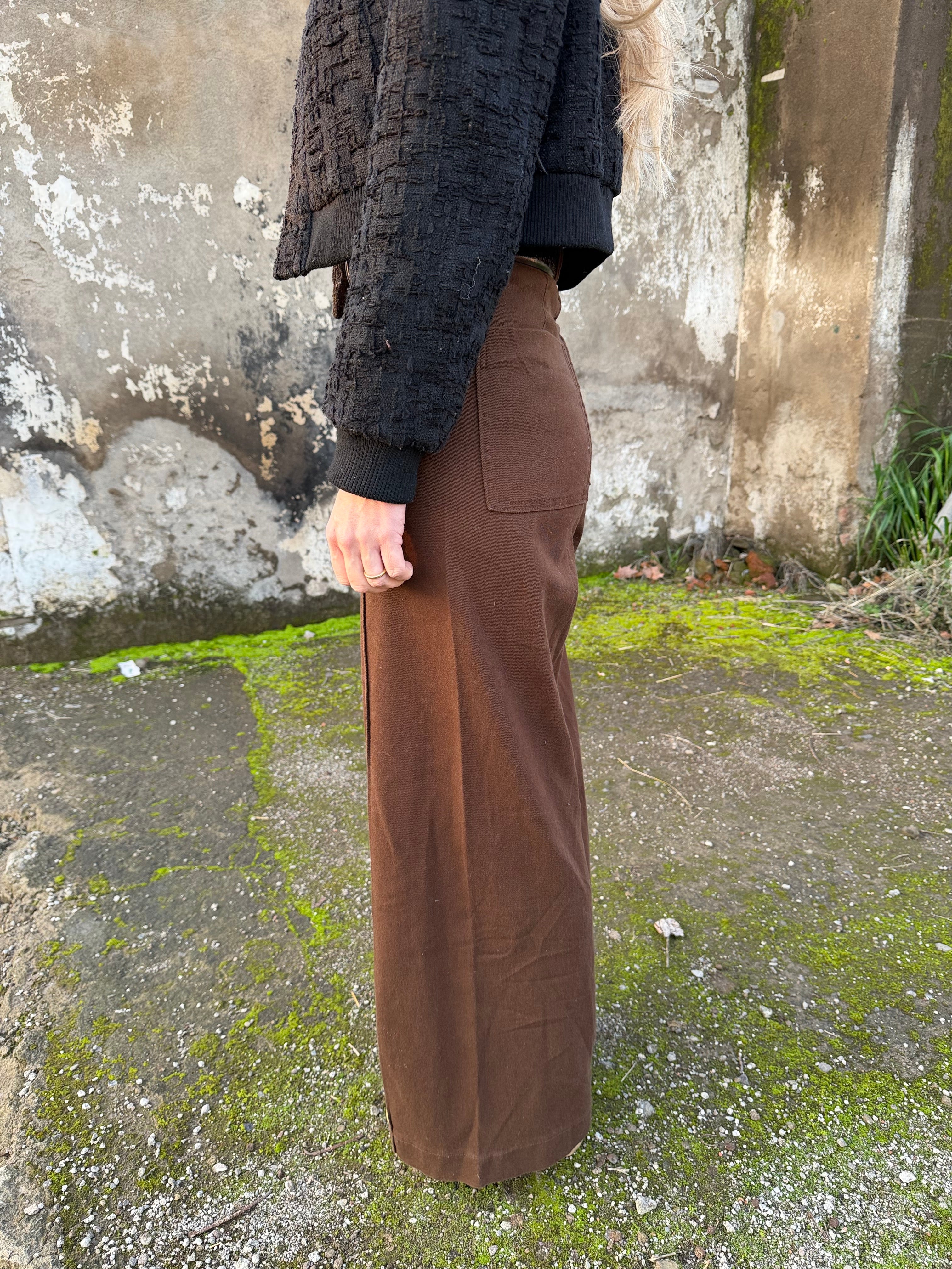 Pantalón tiro alto café