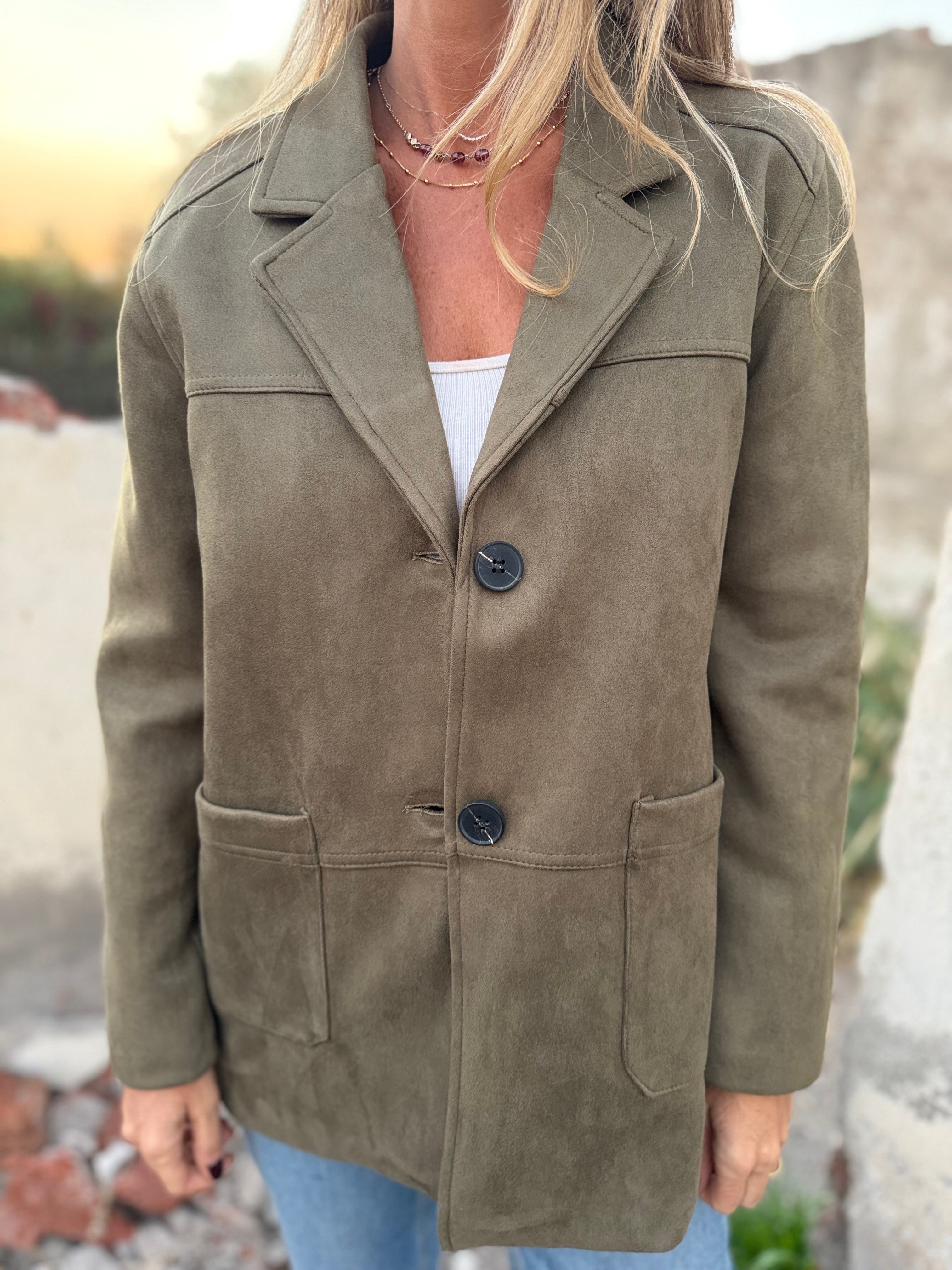 Chaquetón efecto gamuza soñado verde musgo