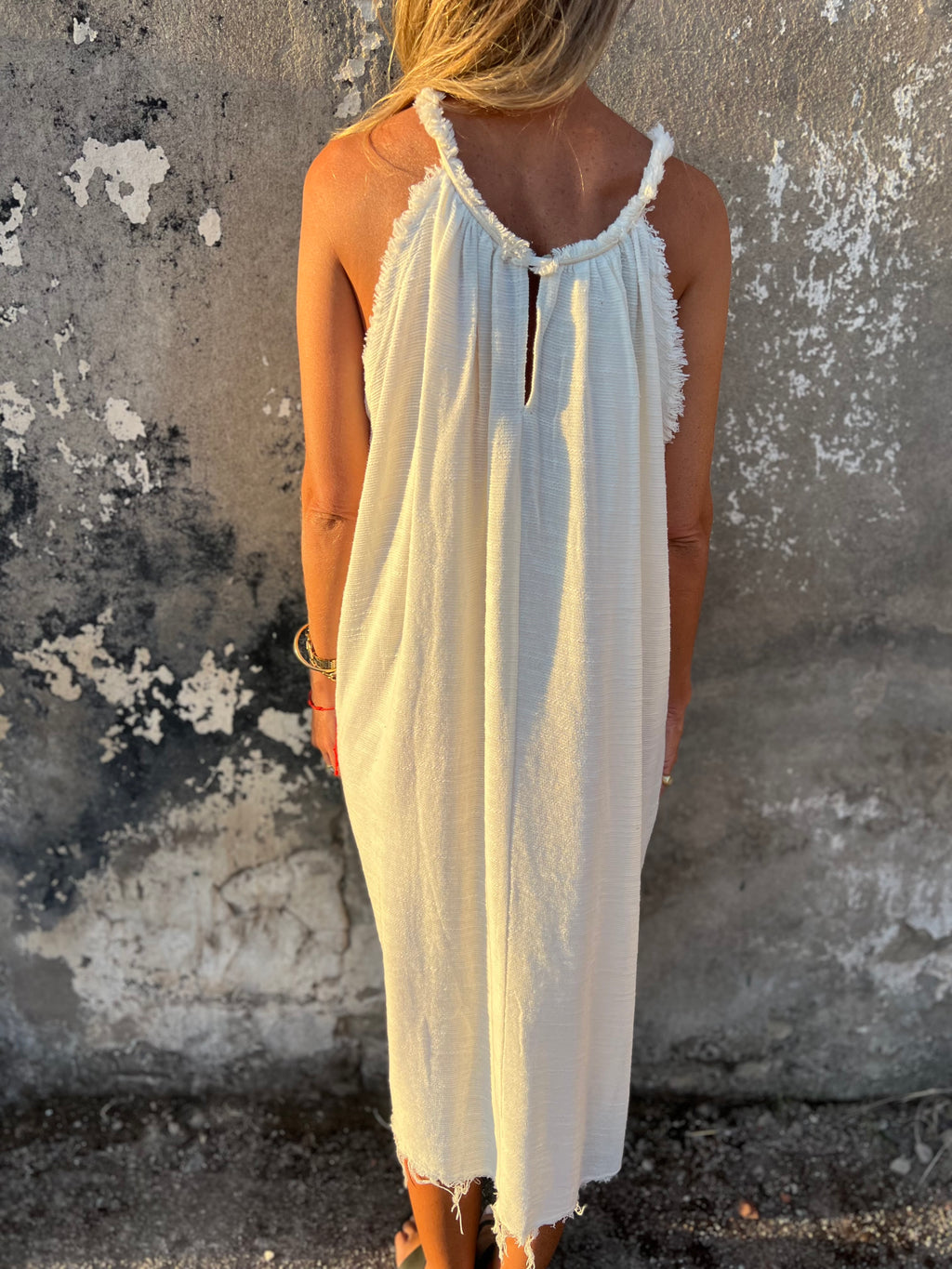 Vestido linoto desflecado crudo