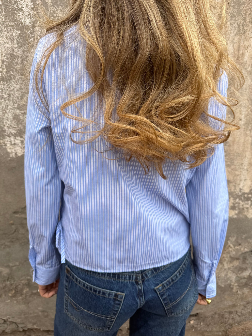 Blusa rayitas amarritas laterales