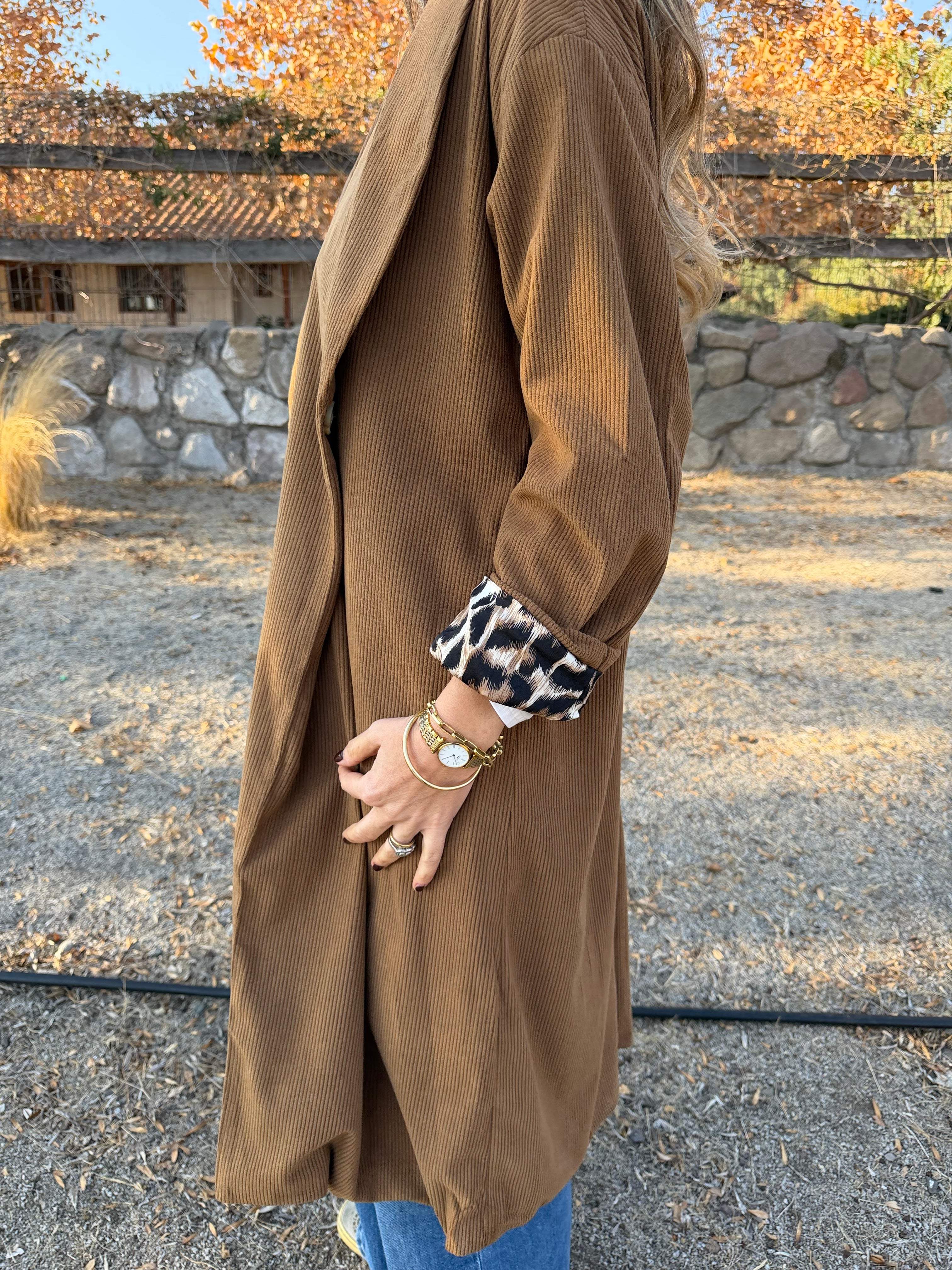 Trench cotelé fondo print camel