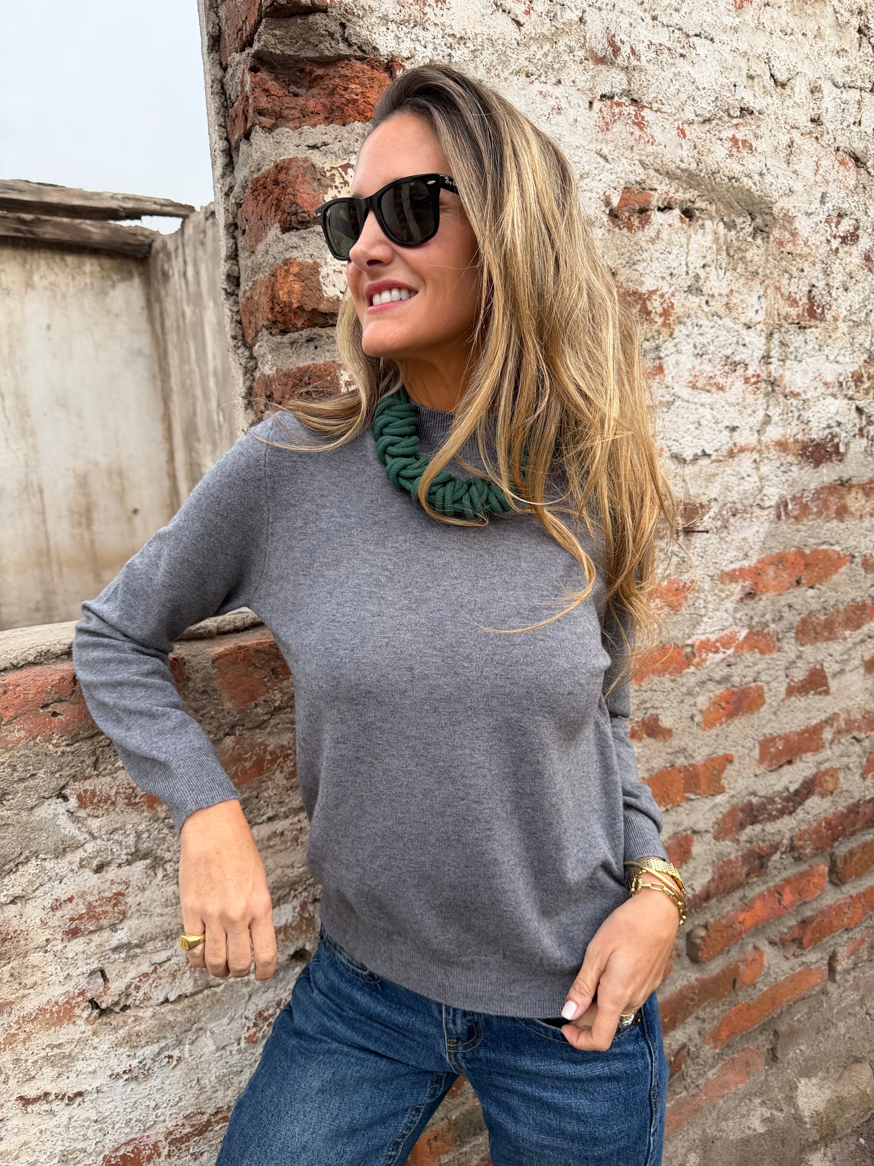Chaleco/ polera hilo mega básica gris oscuro