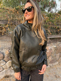 Bomber efecto cuero top verde musgo
