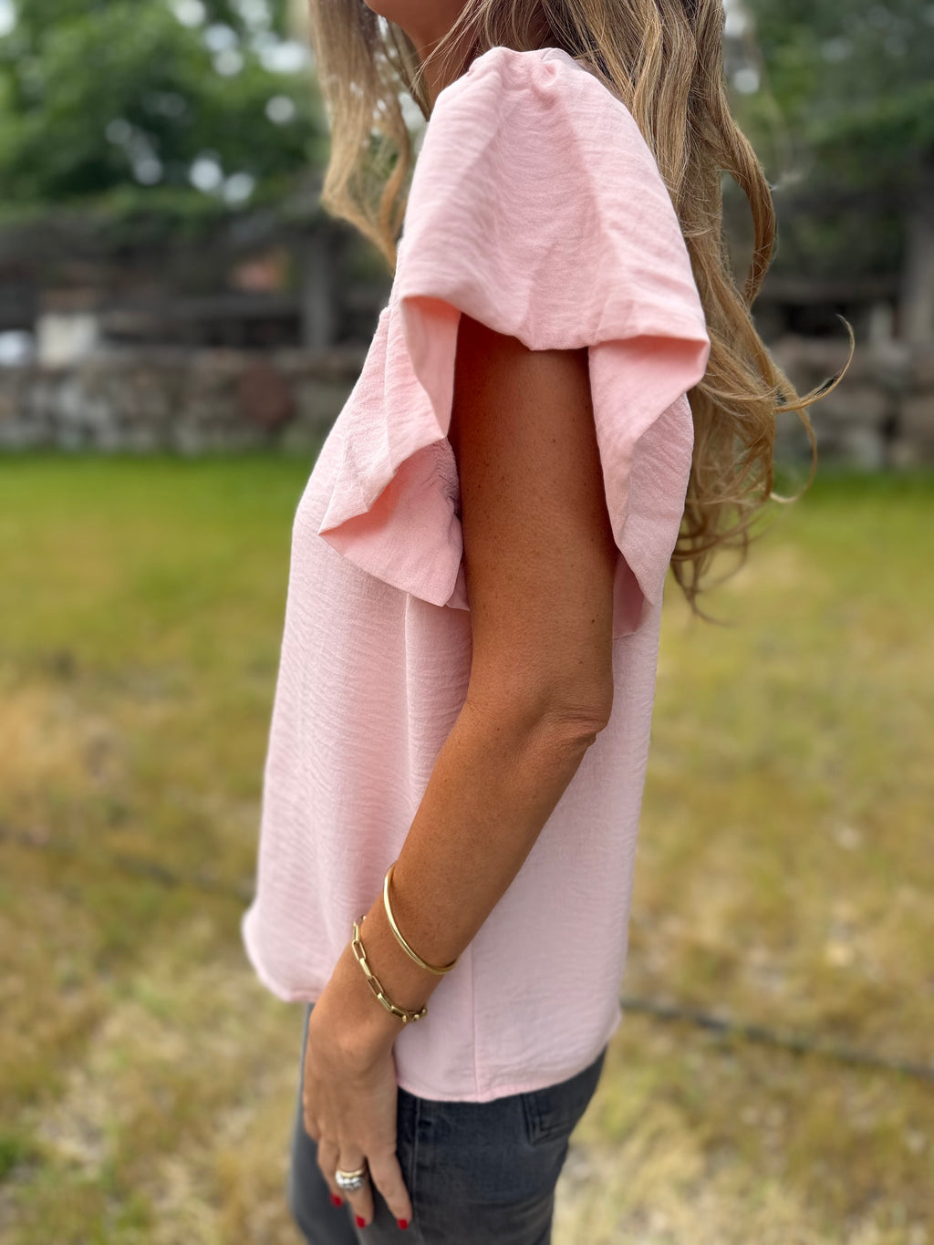 Blusa crep vuelitos mangas rosada