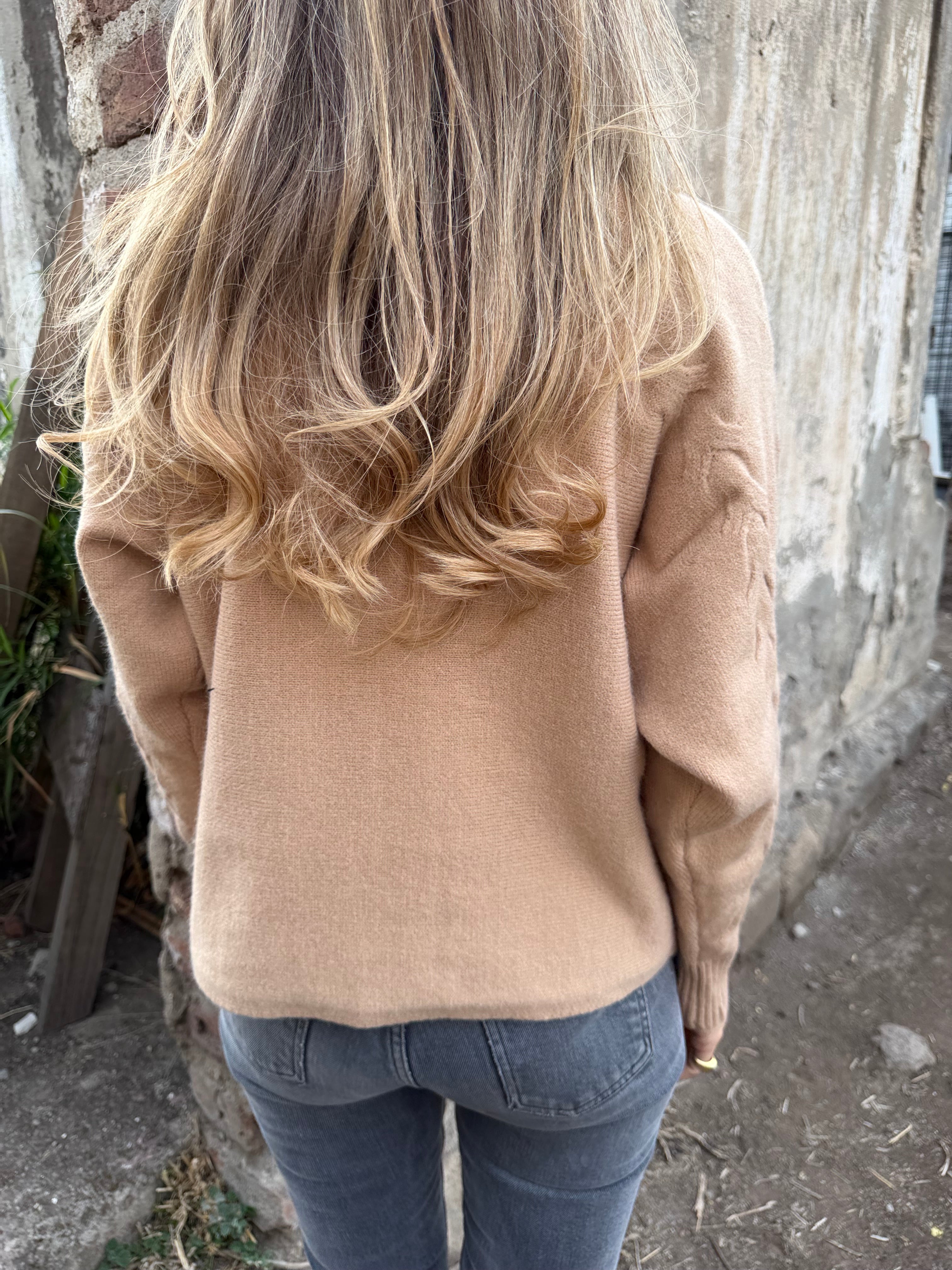 Chaleco trenzado horizontal camel