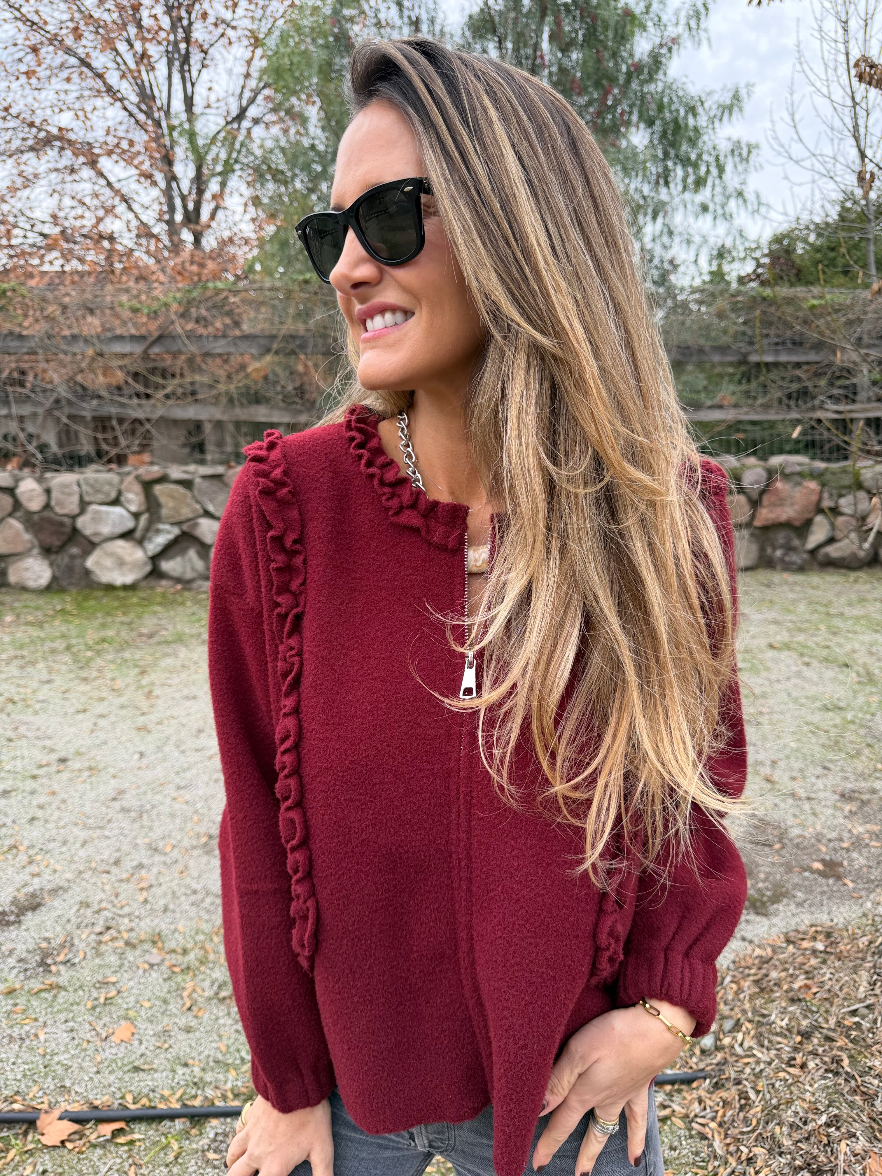 Chaquetita paño vuelitos rojo italiano