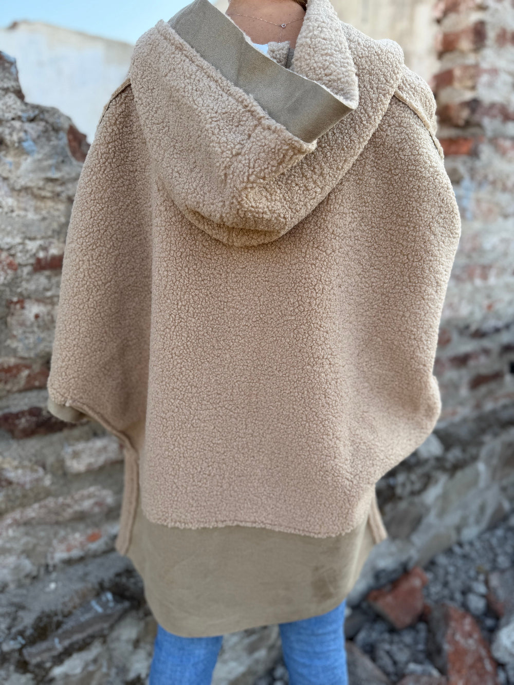 Poncho patagón beige