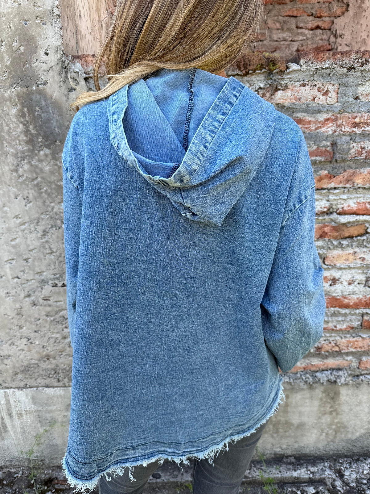 Chaqueta bluejean delgado azul