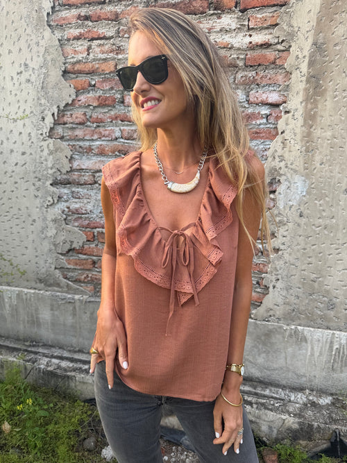 Blusa coqueta terracota