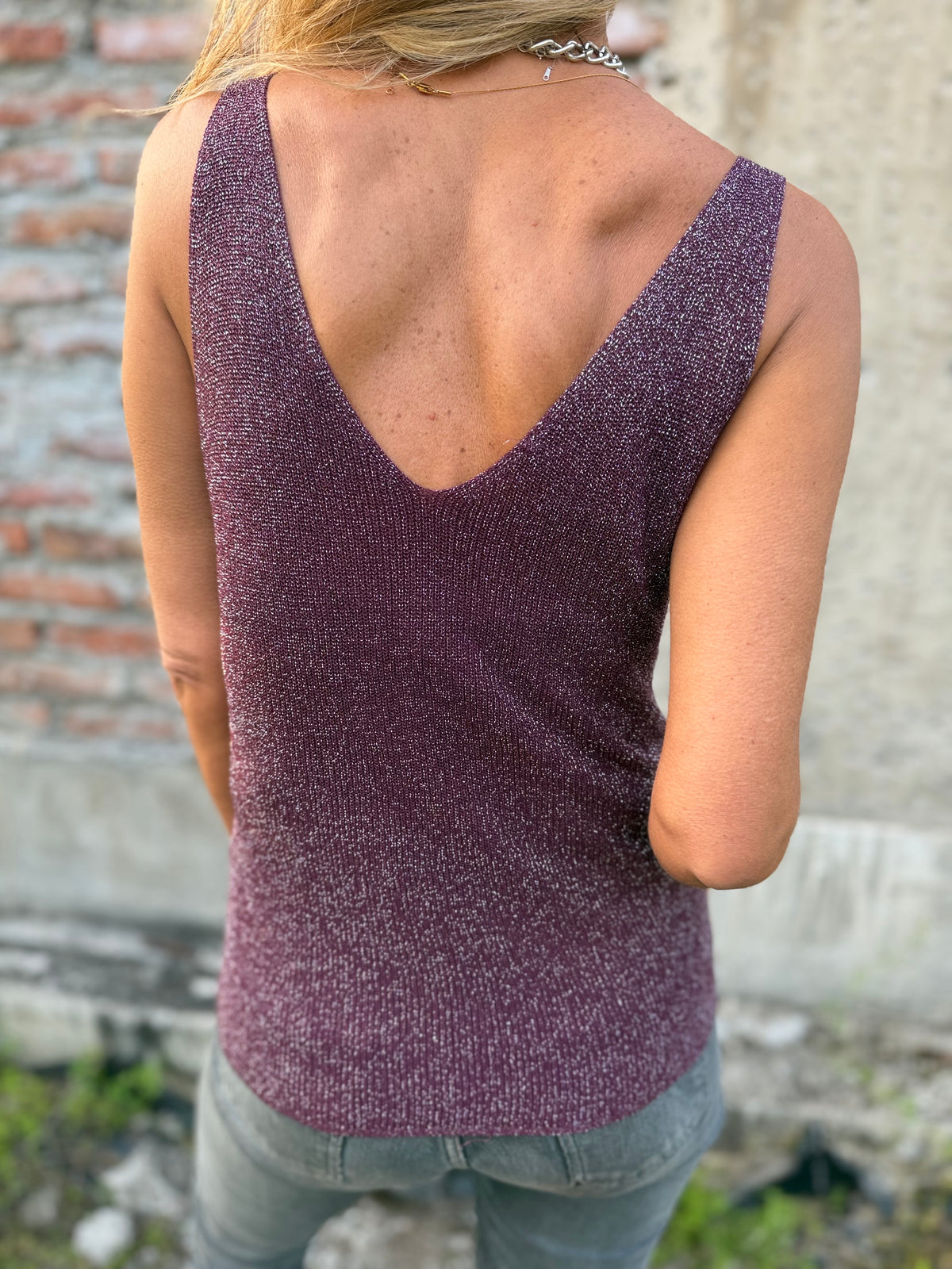 Polera hilo lúrex simple burdeo