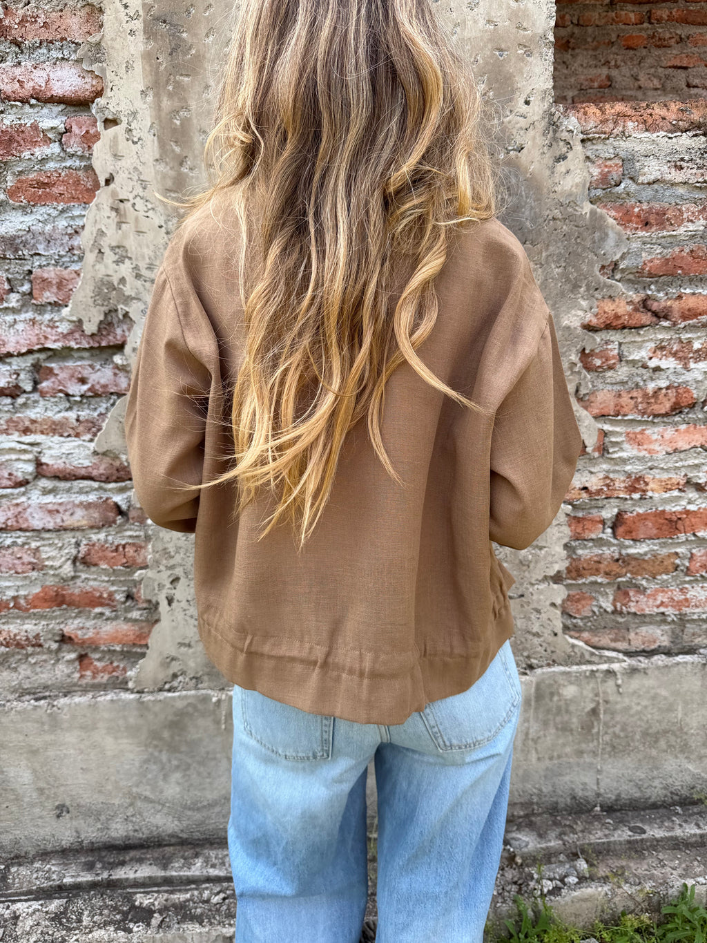 Chaqueta delgada linoto camel