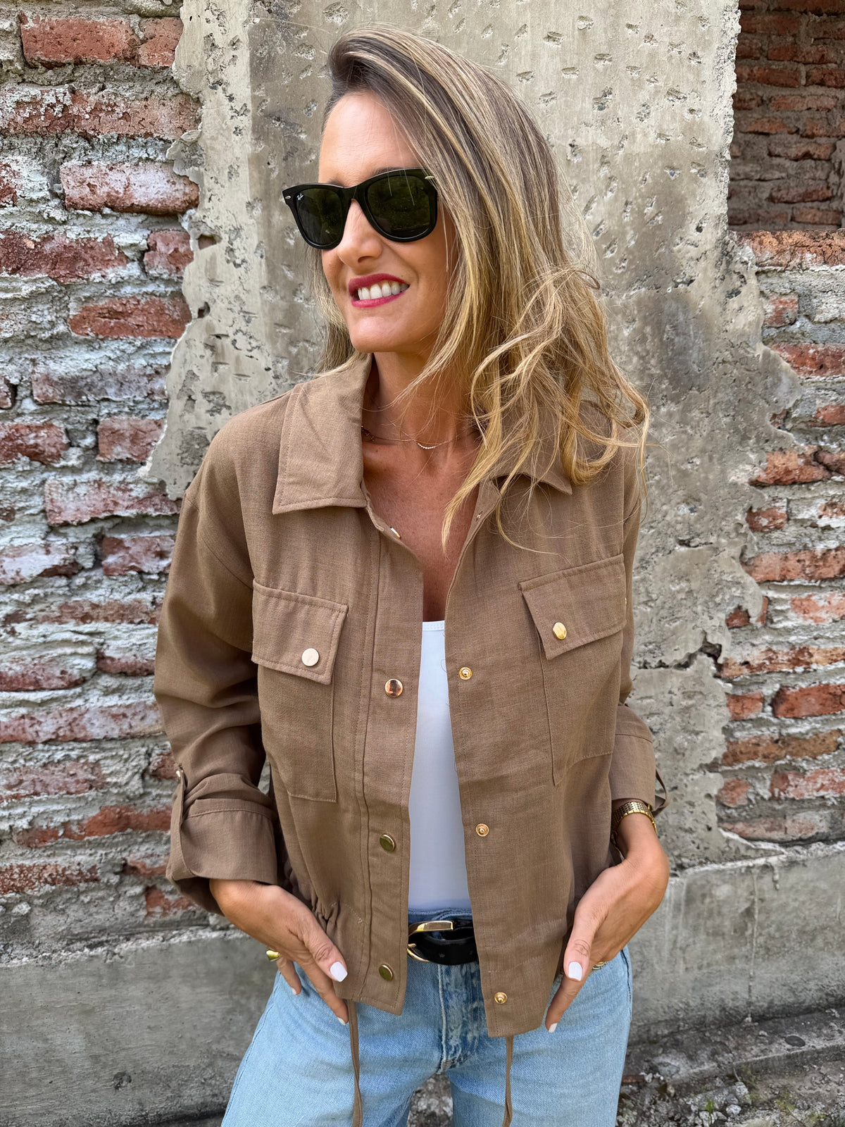 Chaqueta delgada linoto camel