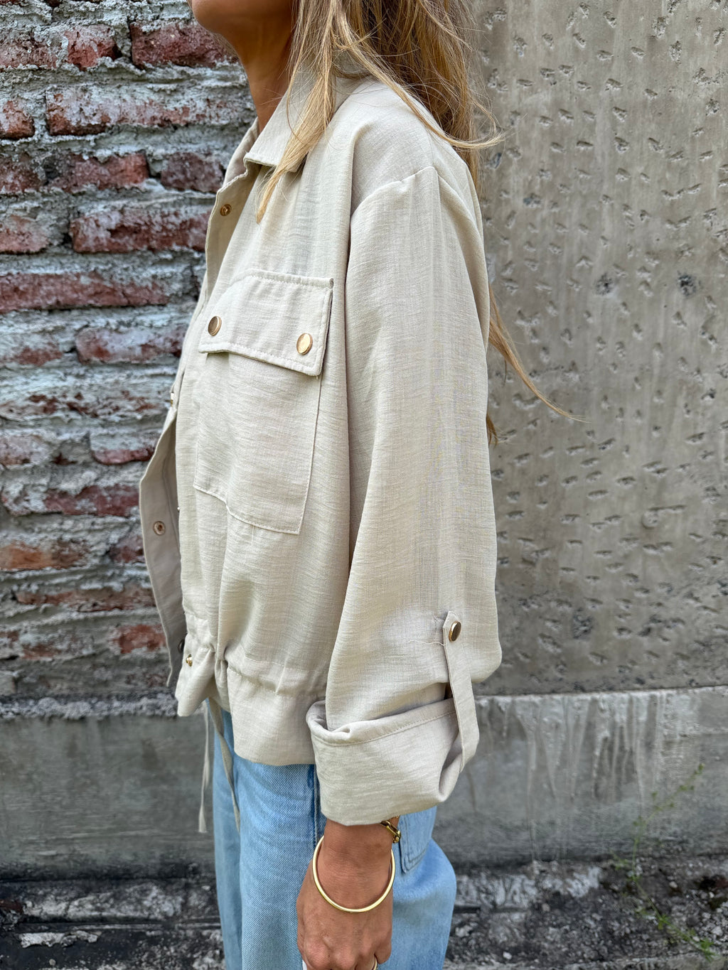 Chaqueta delgada linoto beige