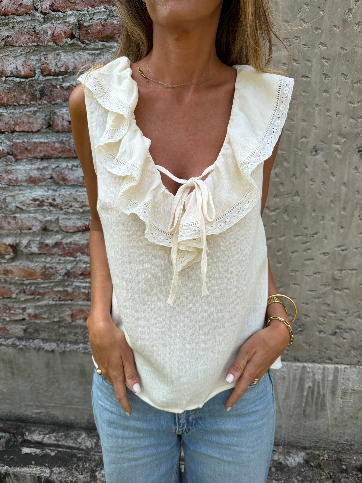 Blusa coqueta crudo