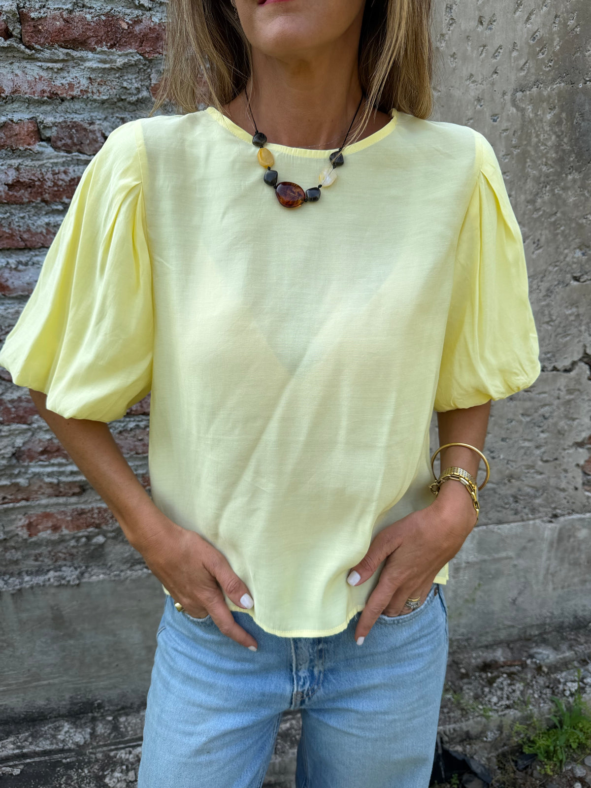 New blusa mangas abullonadas amarilla