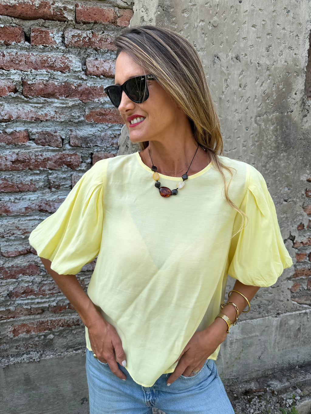 New blusa mangas abullonadas amarilla