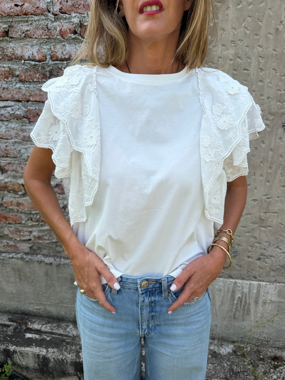 Polera mega vuelos mangas blanca