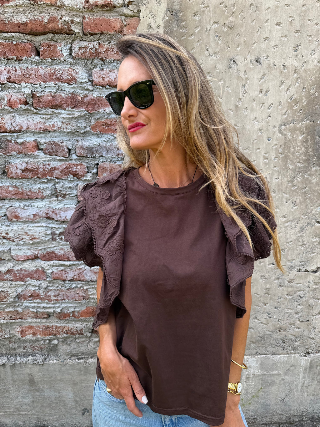 Polera mega vuelos mangas café