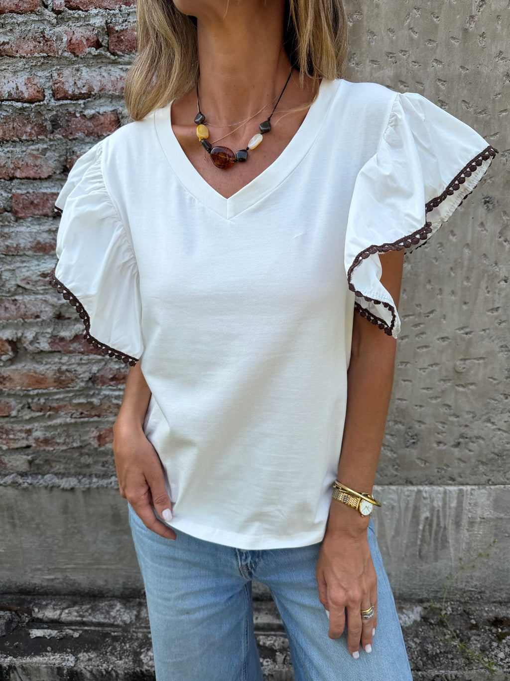 Polera súper mangas ribete café