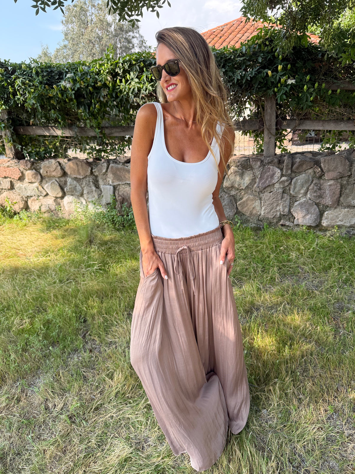 Palazzo raso beige oscuro