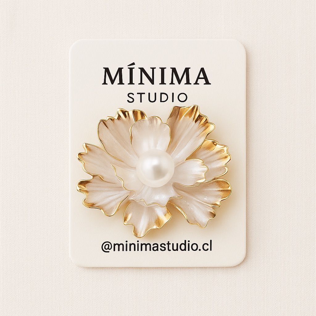 Broche Camelia Pearl
