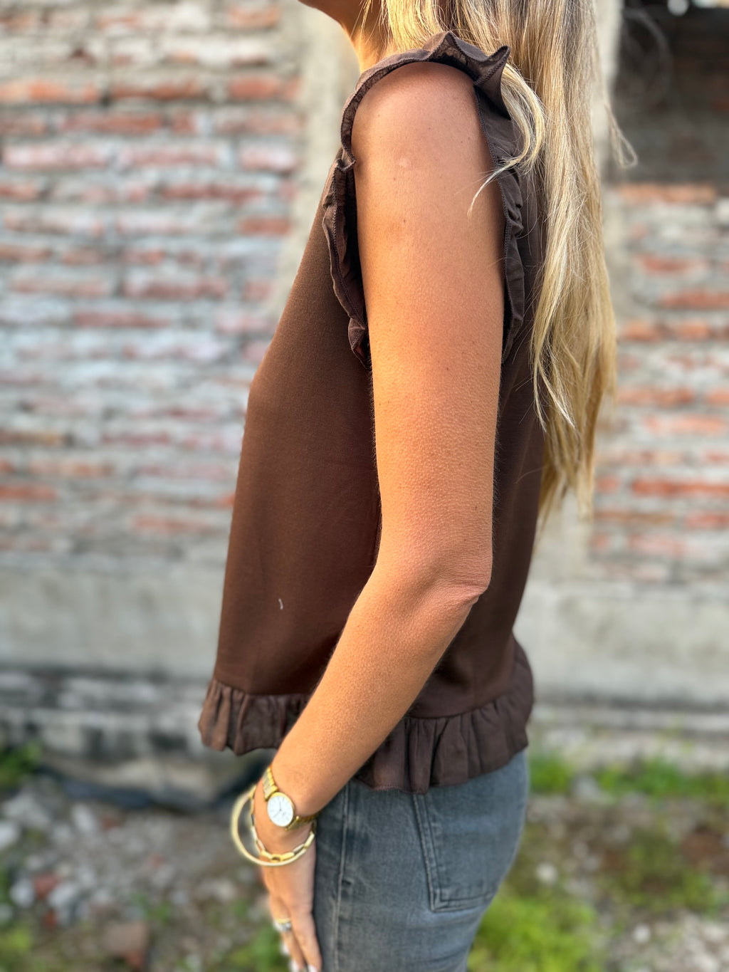 Polera vuelitos doble café