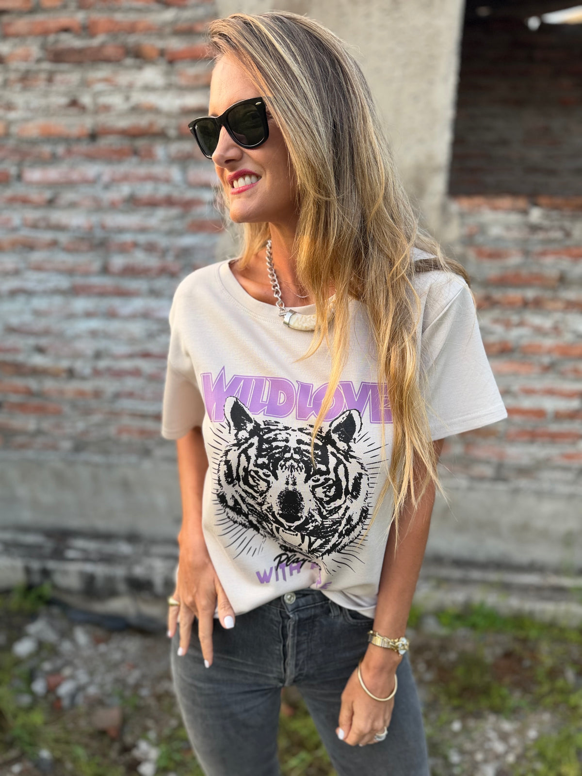 Polera wild love beige