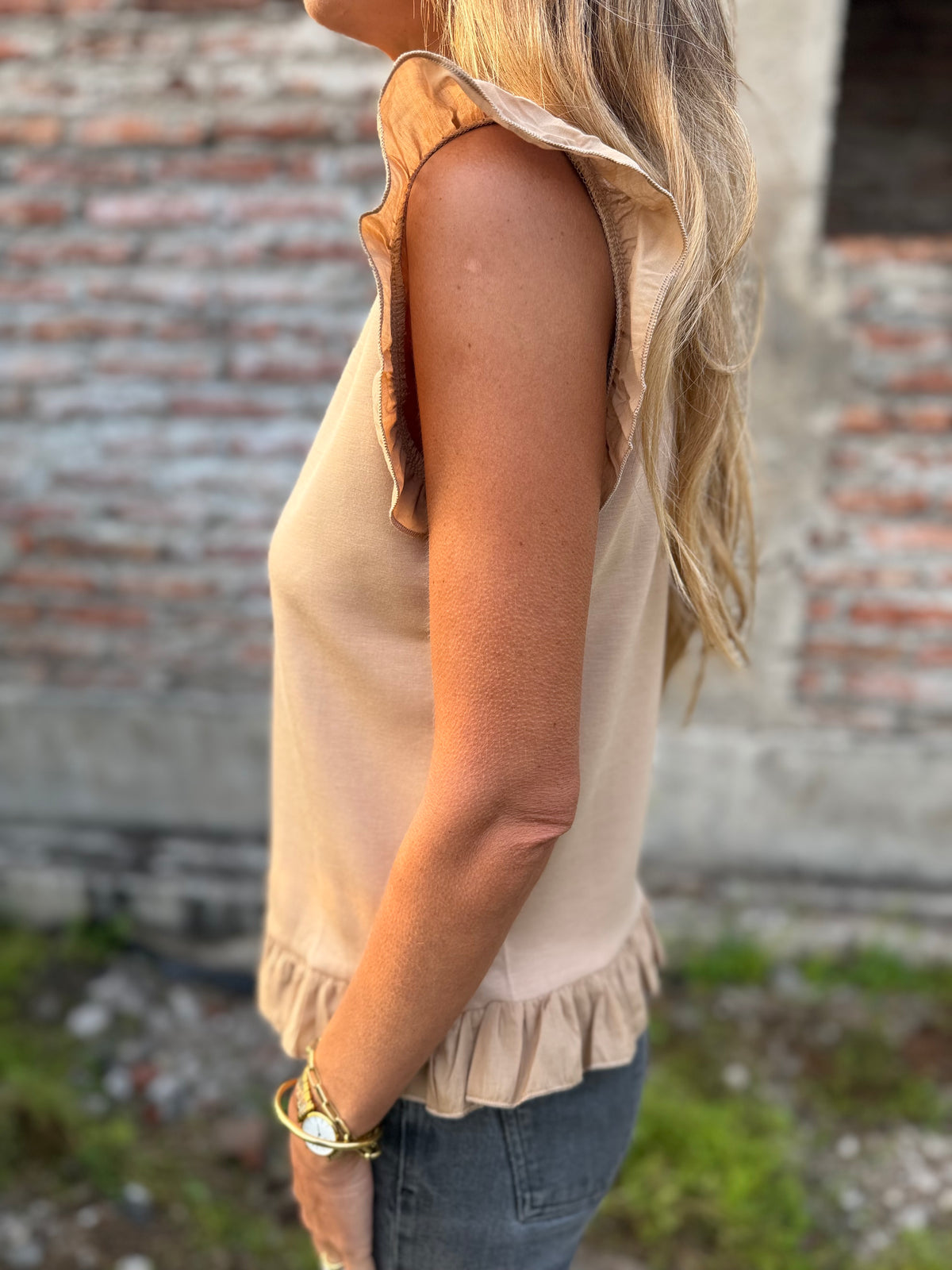 Polera vuelitos doble camel